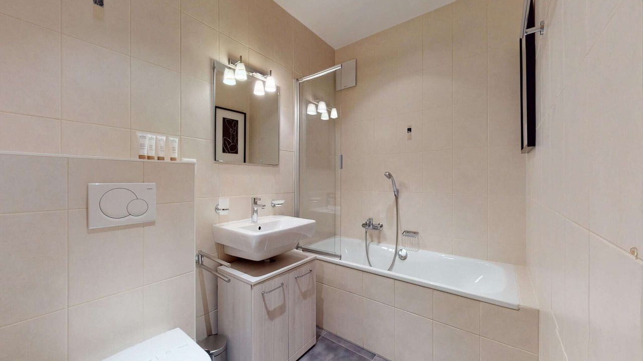 Photo of Bathroom in Salins