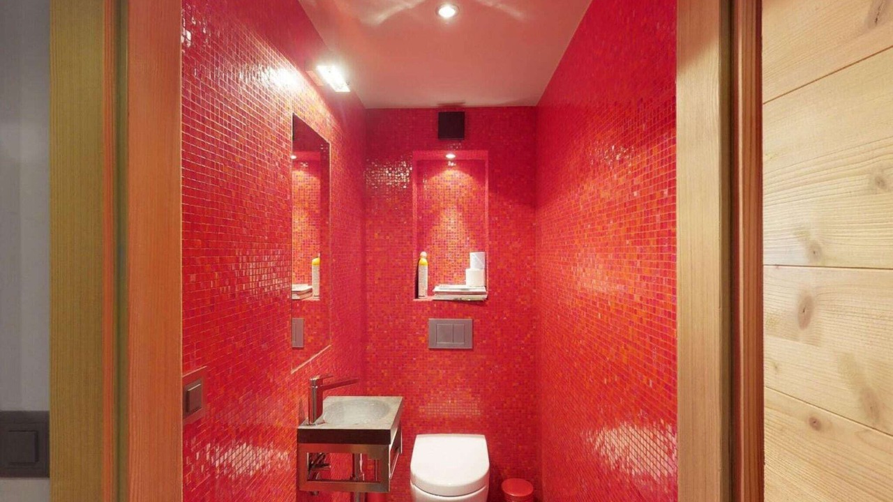 Photo of Bathroom in Vex