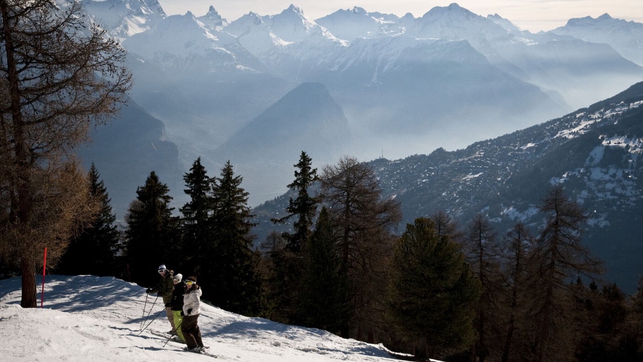 Photo of Others in Sion