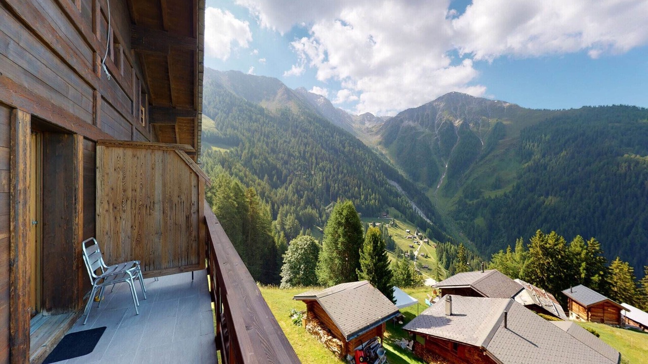 Photo of Patio Balcony in Saint-Pierre-de-Clages