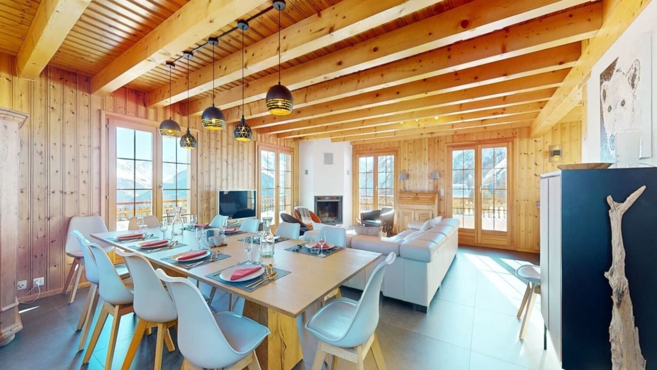 Photo of Livingroom in Vex
