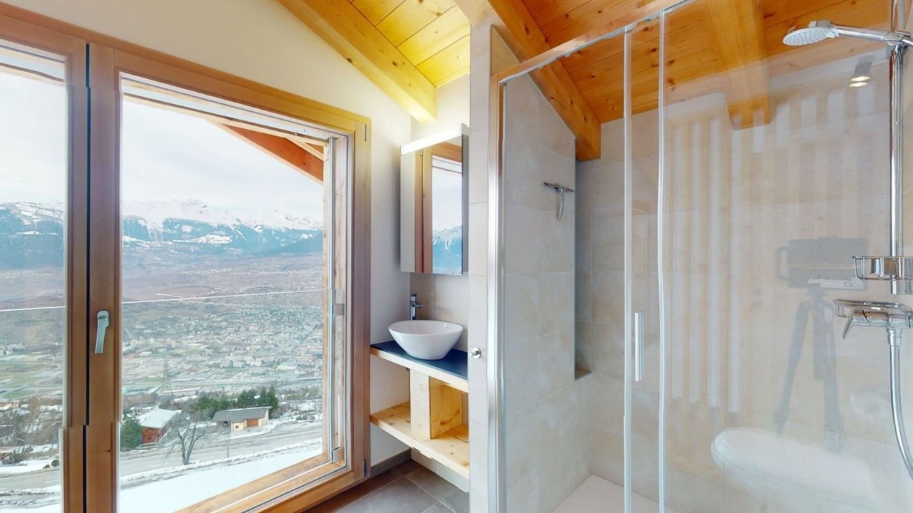 Photo of Bathroom in Vex
