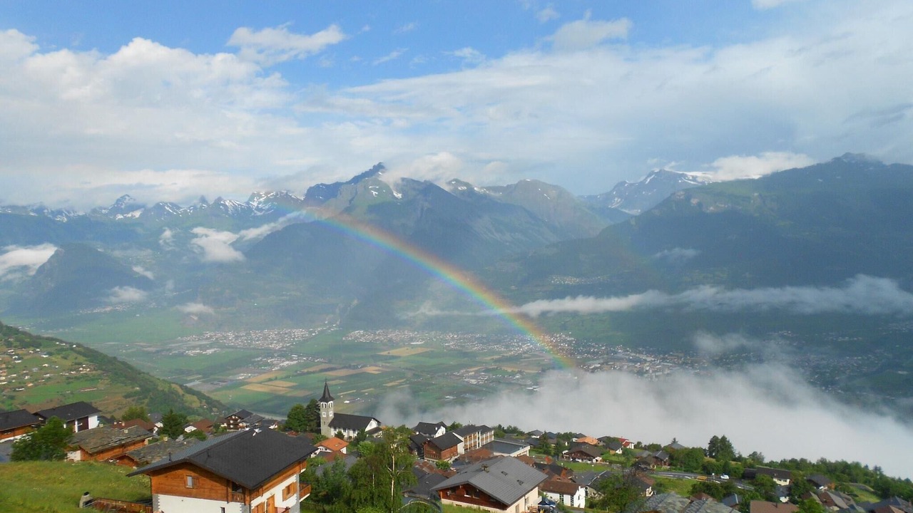 Photo of Others in Sion