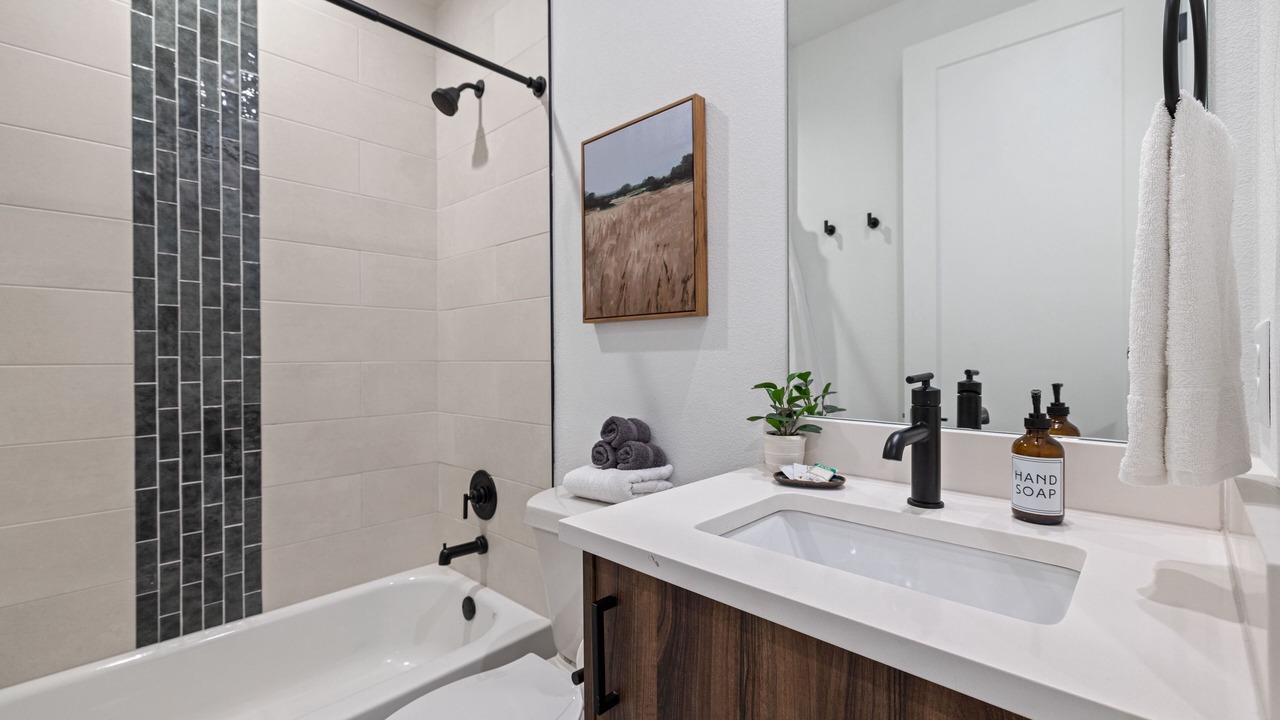 Photo of Bathroom in Coronado Hills