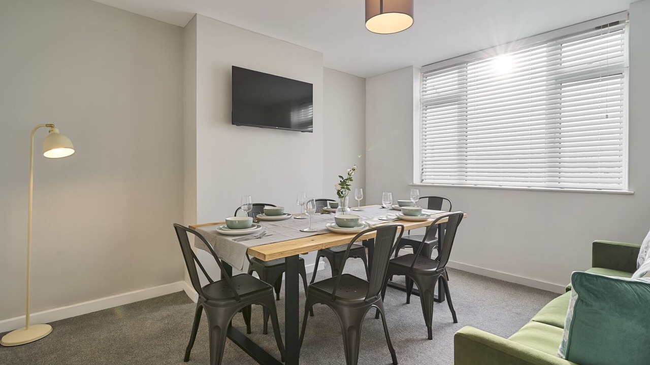 Photo of Others in Cribbs Causeway