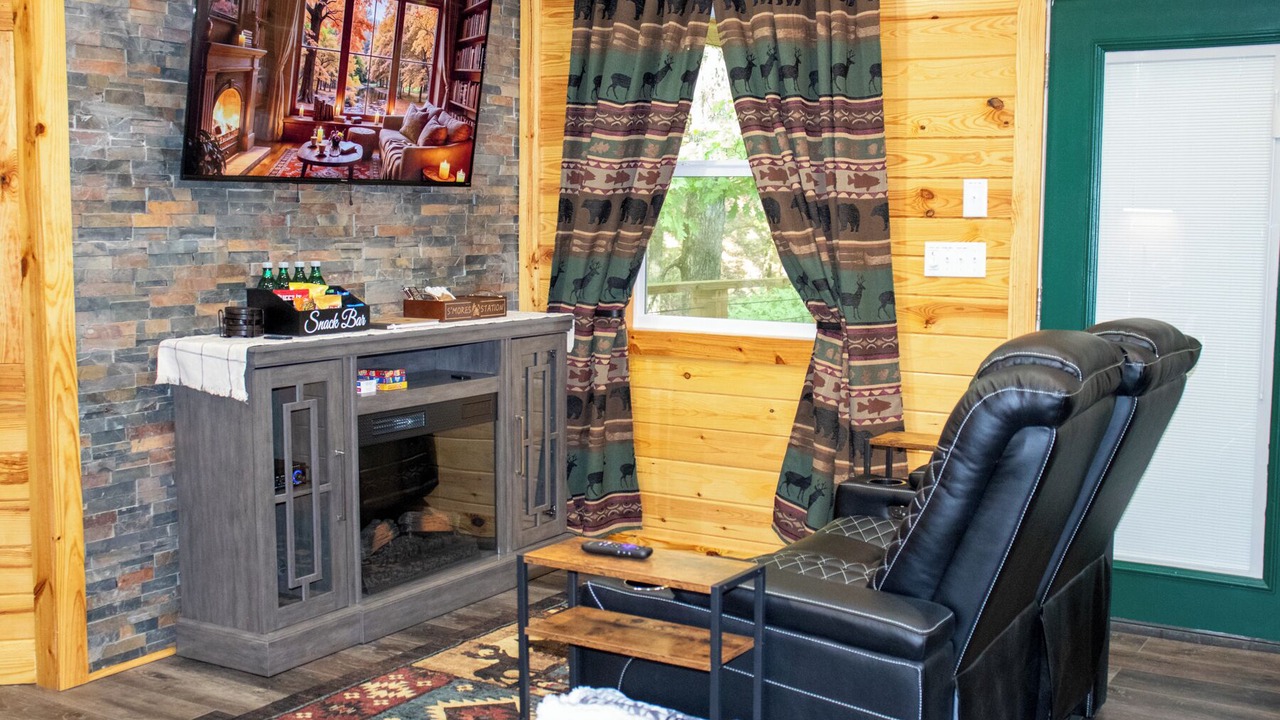 Photo of Bedroom in Hot Springs