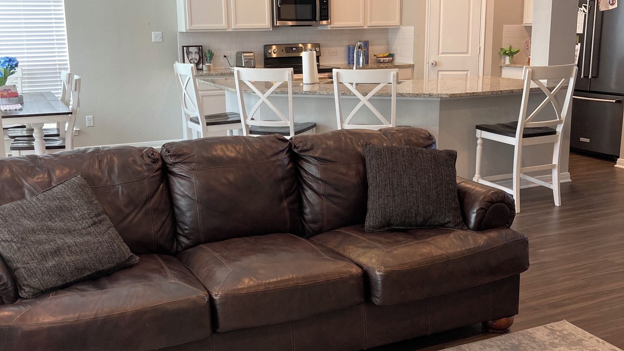 Photo of Livingroom in College Station