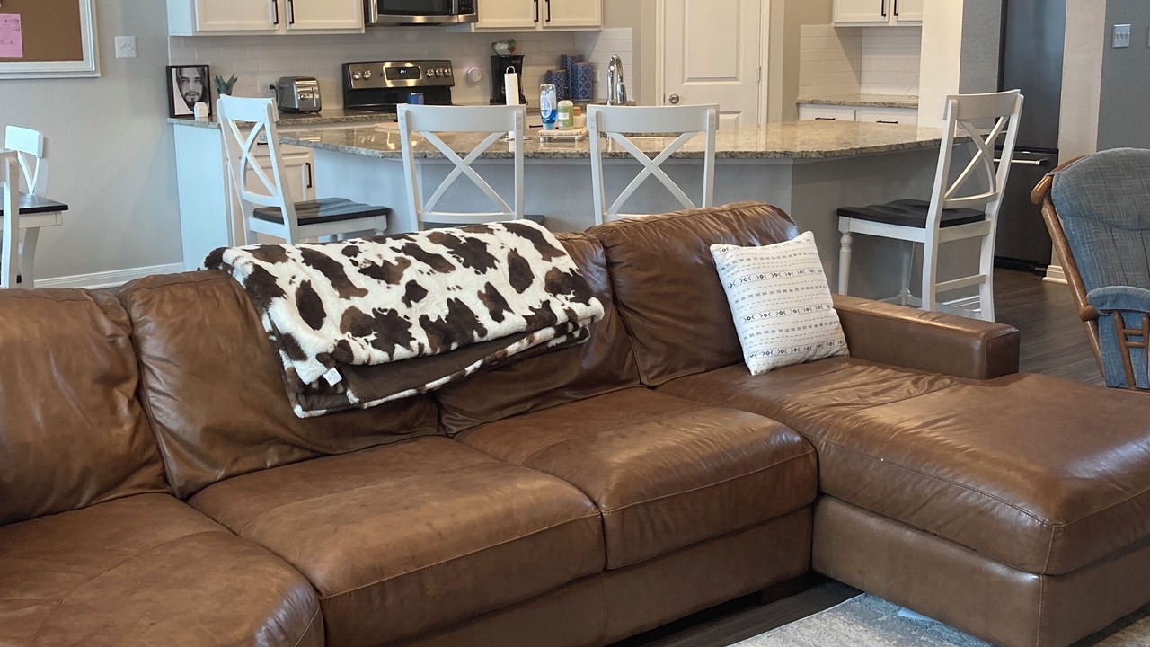 Photo of Livingroom in College Station
