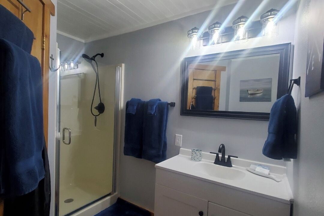 Photo of Bathroom in Sylvan Shores