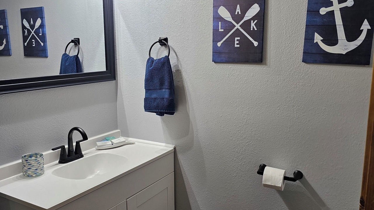 Photo of Bathroom in Sylvan Shores