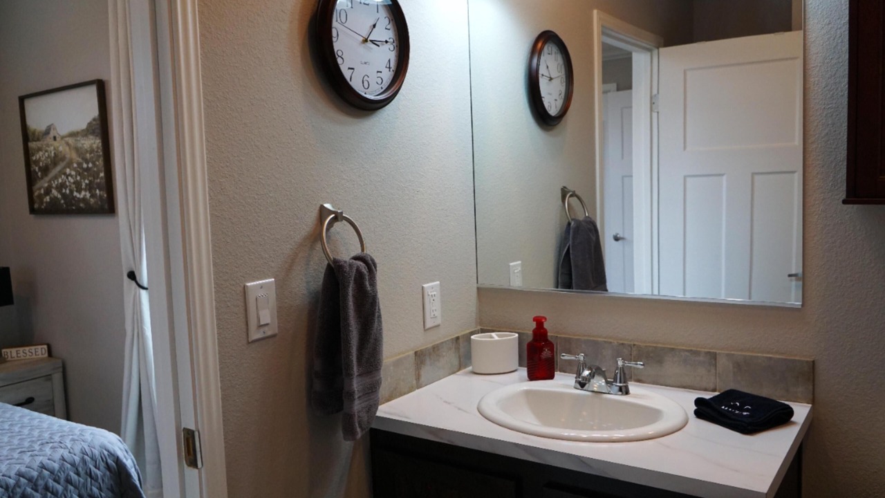 Photo of Bathroom in Maple Hill