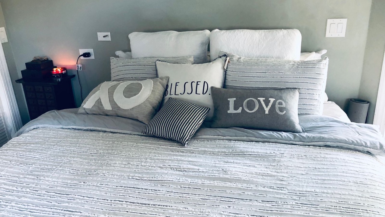 Photo of Bedroom in Oldsmar
