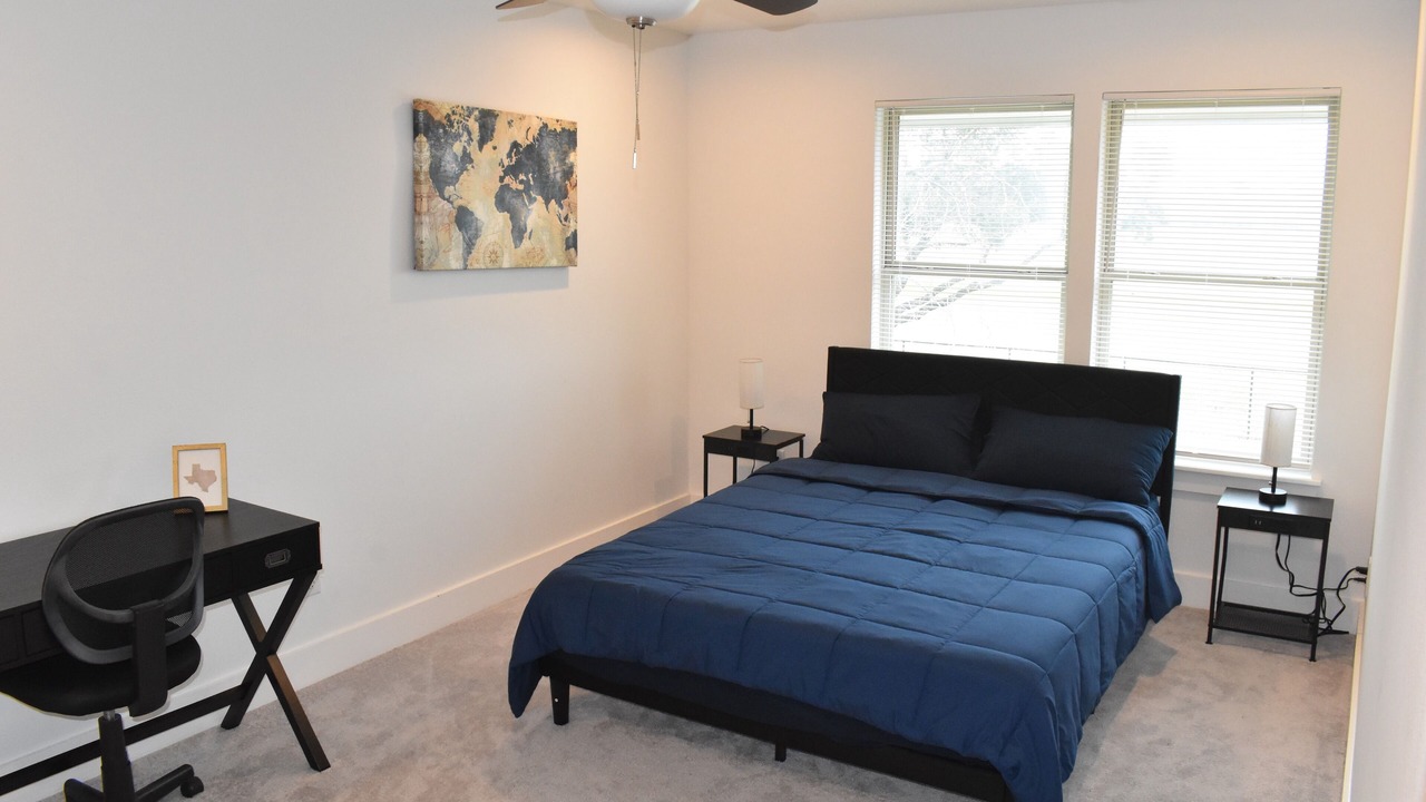 Photo of Bedroom in Northeast Houston