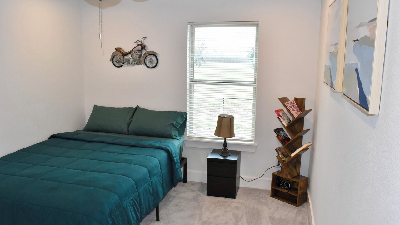 Photo of Bedroom in Northeast Houston