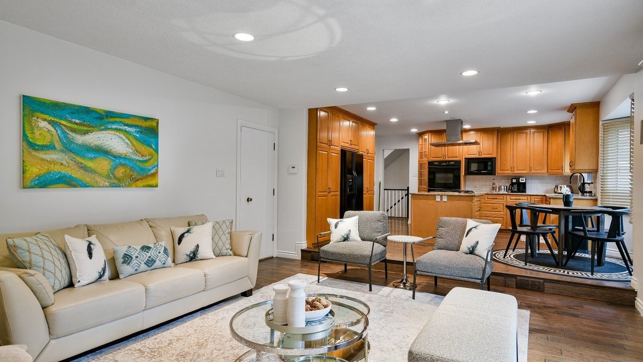 Photo of Livingroom in Tuxedo