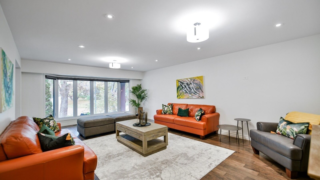 Photo of Livingroom in Tuxedo