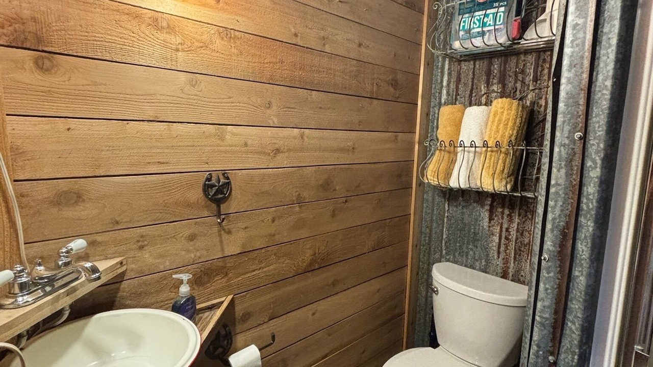 Photo of Bathroom in Montgomery