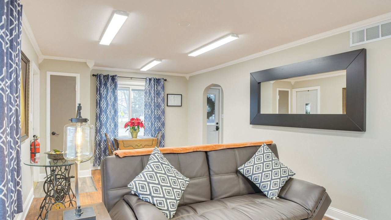 Photo of Livingroom in Rock Falls