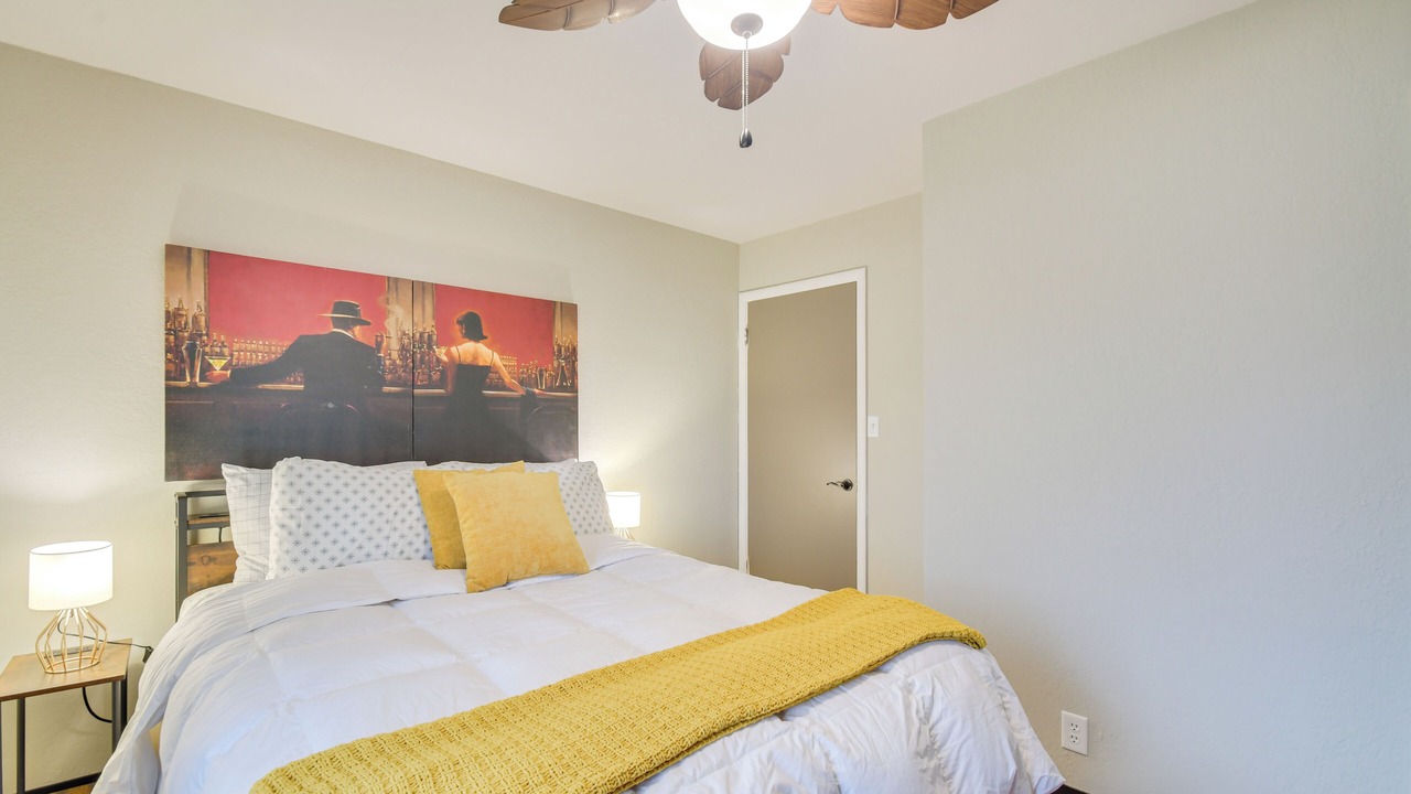 Photo of Bedroom in Rock Falls