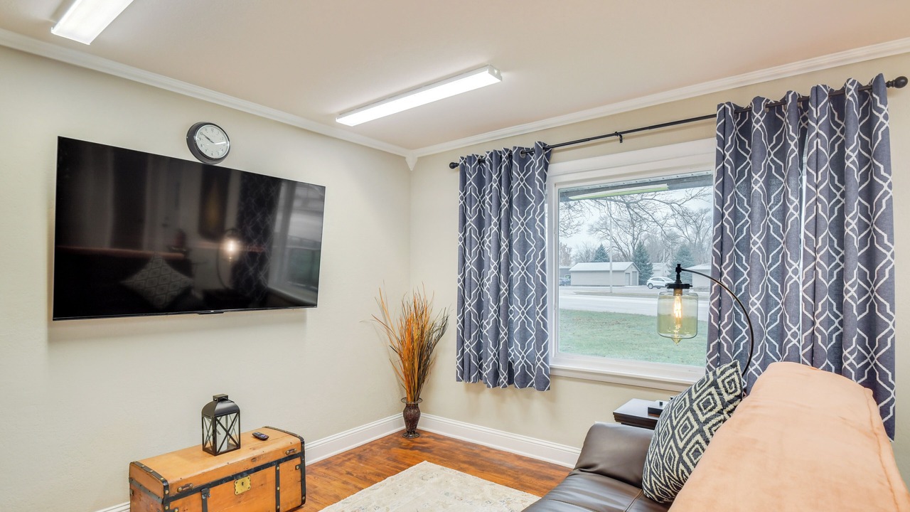 Photo of Livingroom in Rock Falls