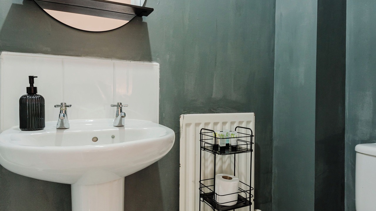 Photo of Bathroom in Levenshulme