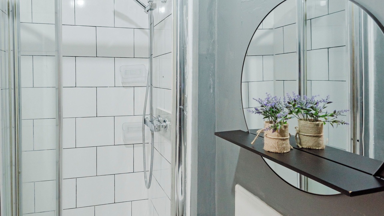 Photo of Bathroom in Levenshulme