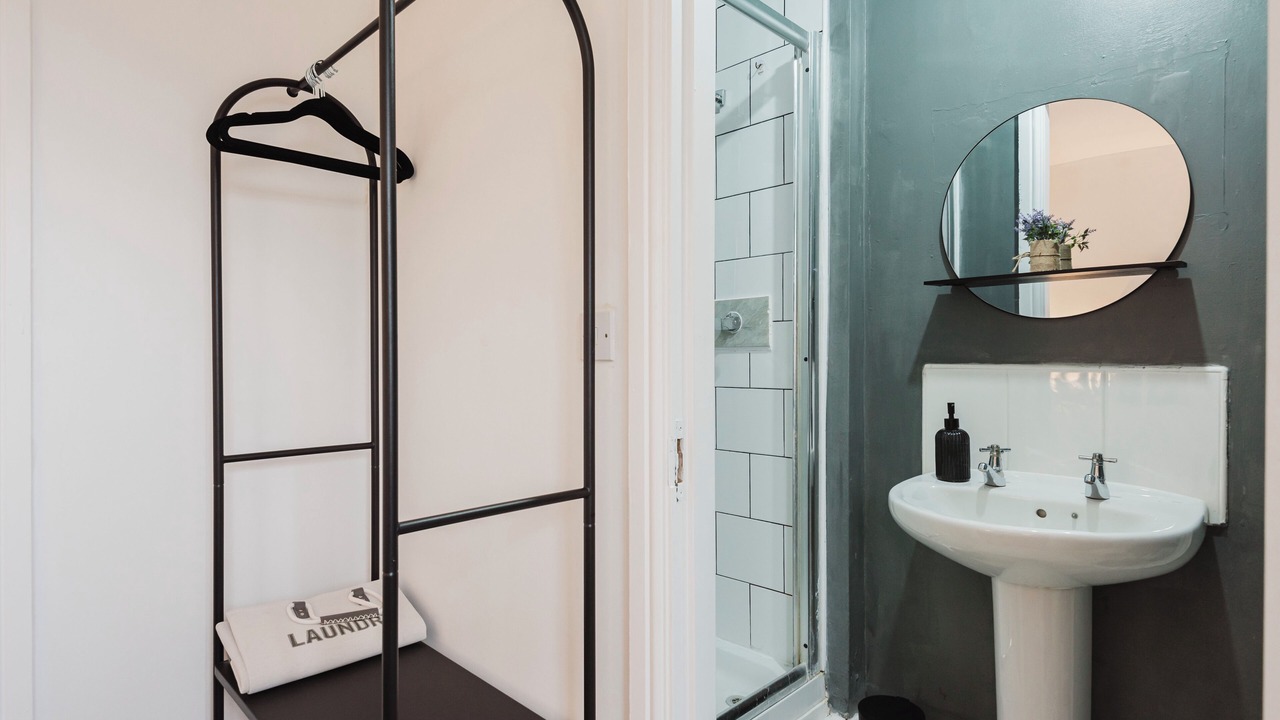 Photo of Bathroom in Levenshulme