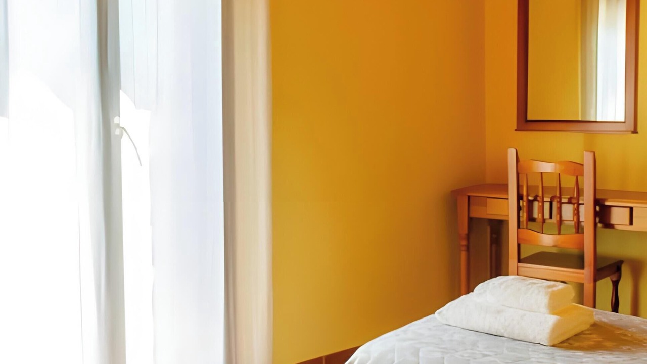 Photo of Bedroom in Salinas