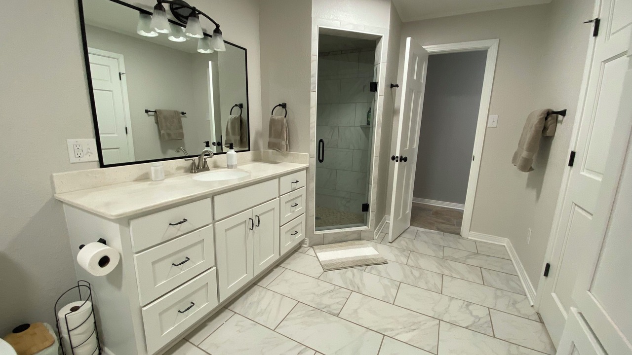 Photo of Bathroom in Carthage