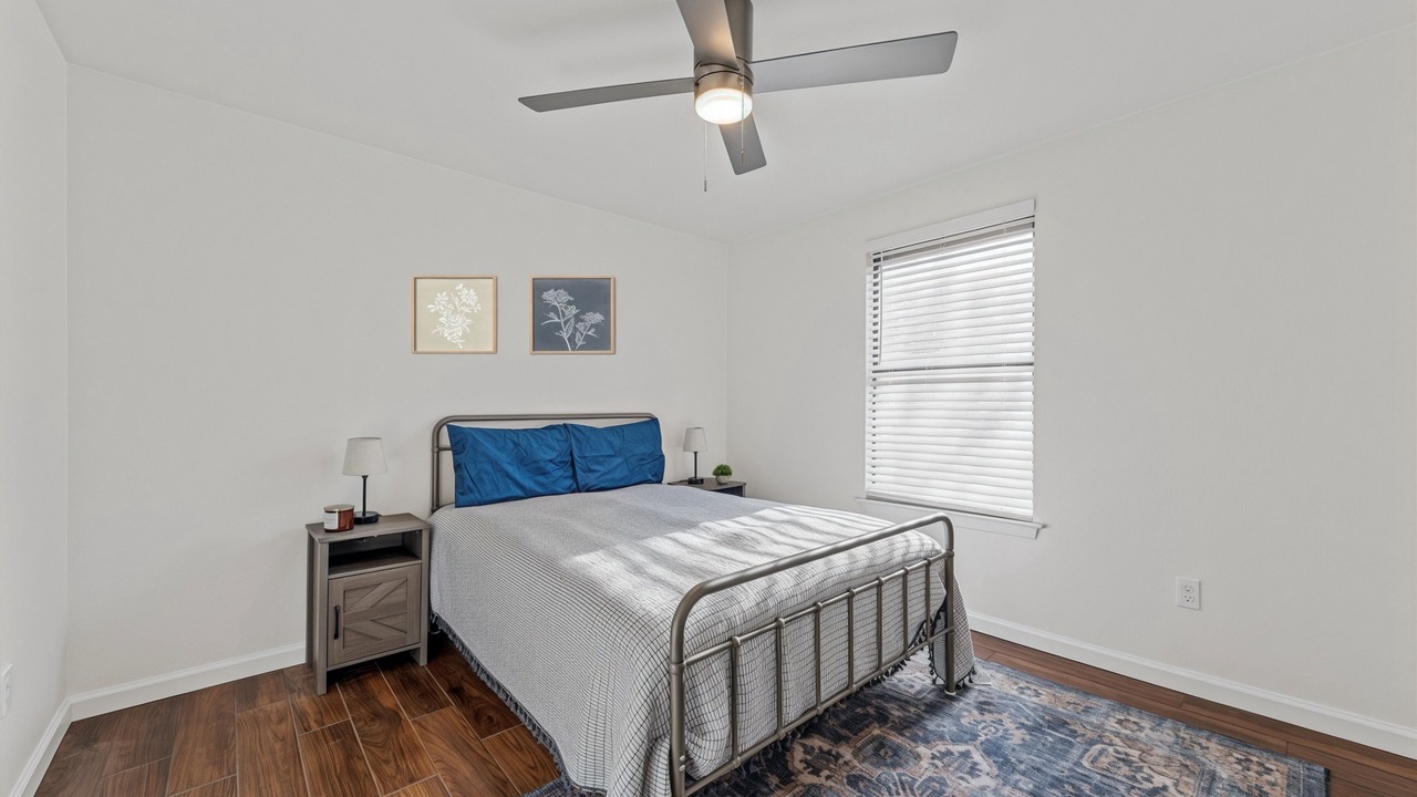 Photo of Bedroom in Hewitt