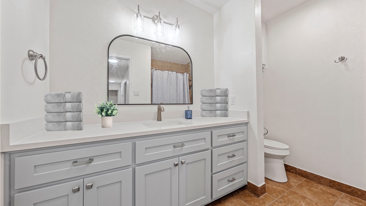 Photo of Bathroom in Hewitt