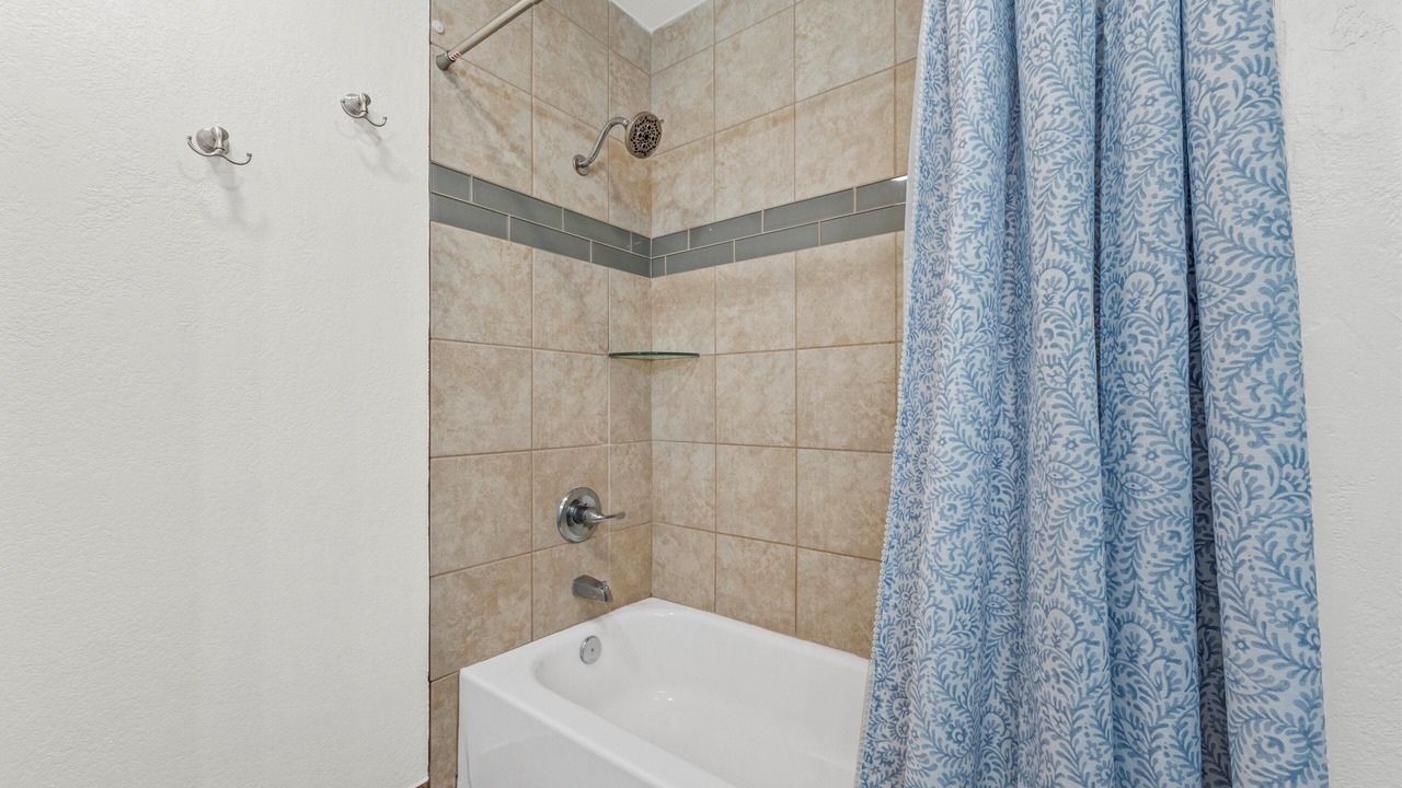Photo of Bathroom in Hewitt