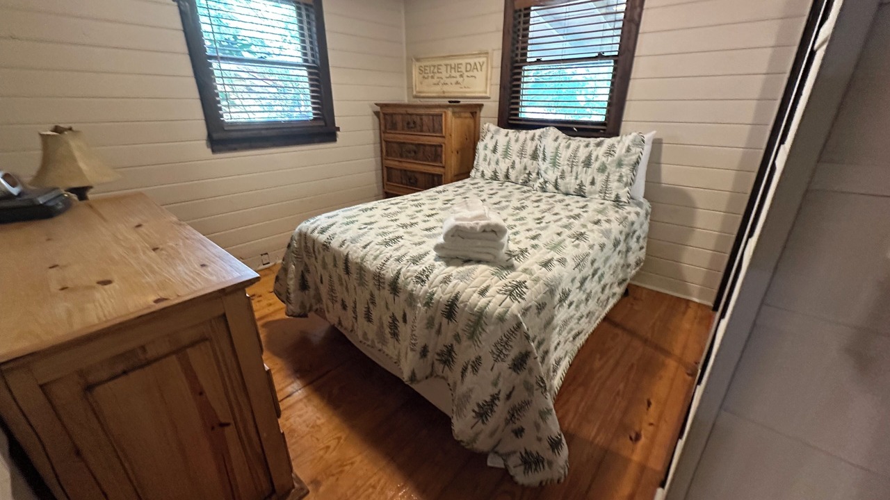 Photo of Bedroom in Cashes Valley