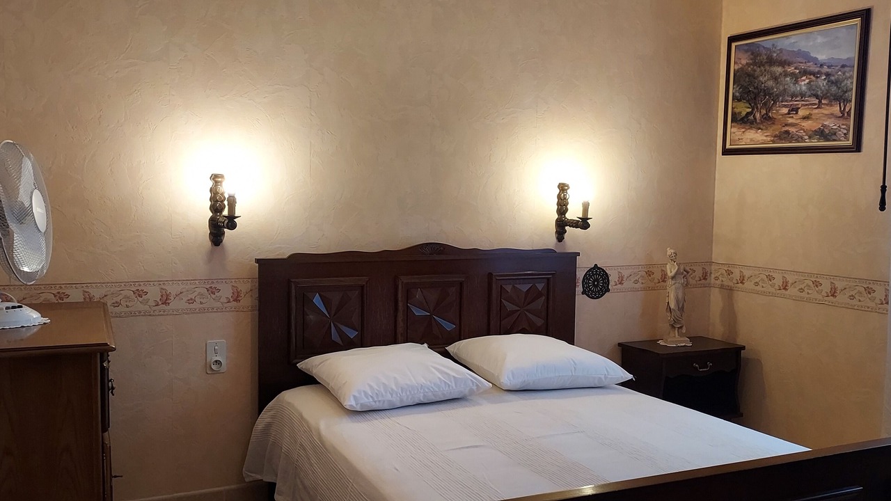 Photo of Bedroom in Bollene