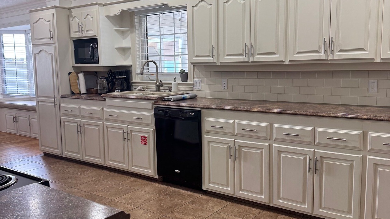 Photo of Others in Mayfield