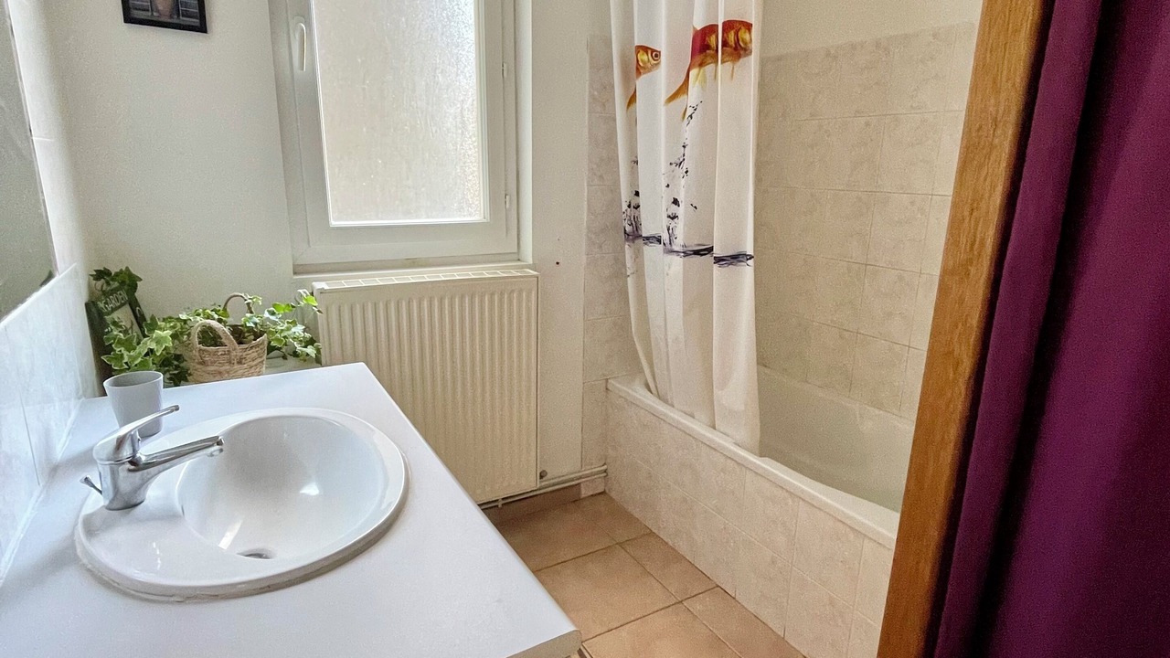 Photo of Bathroom in Mers-les-Bains