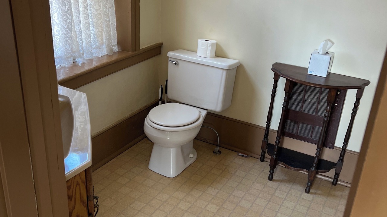 Photo of Bathroom in Bentonsport