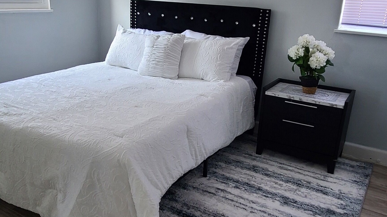 Photo of Bedroom in Detroit