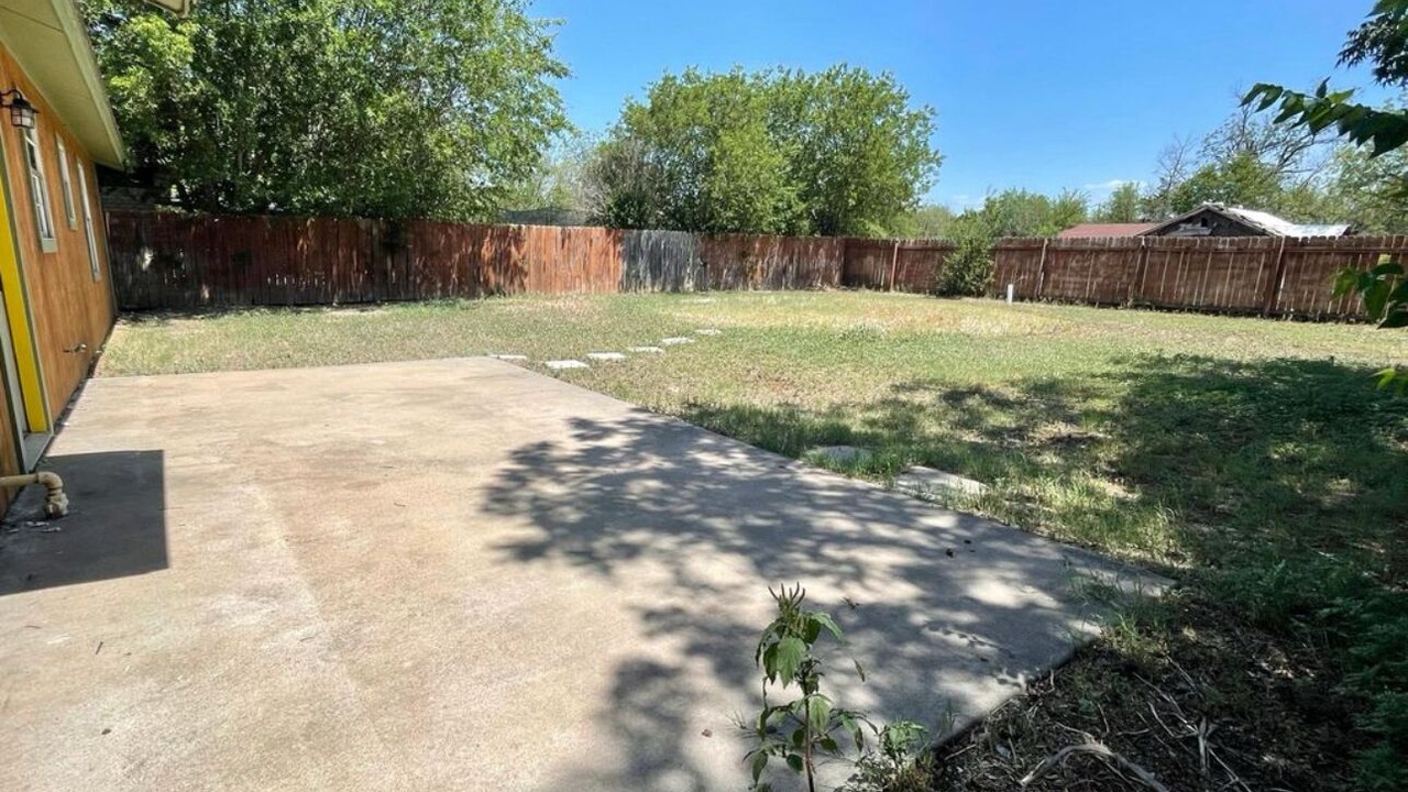 Photo of Outdoor in Brady