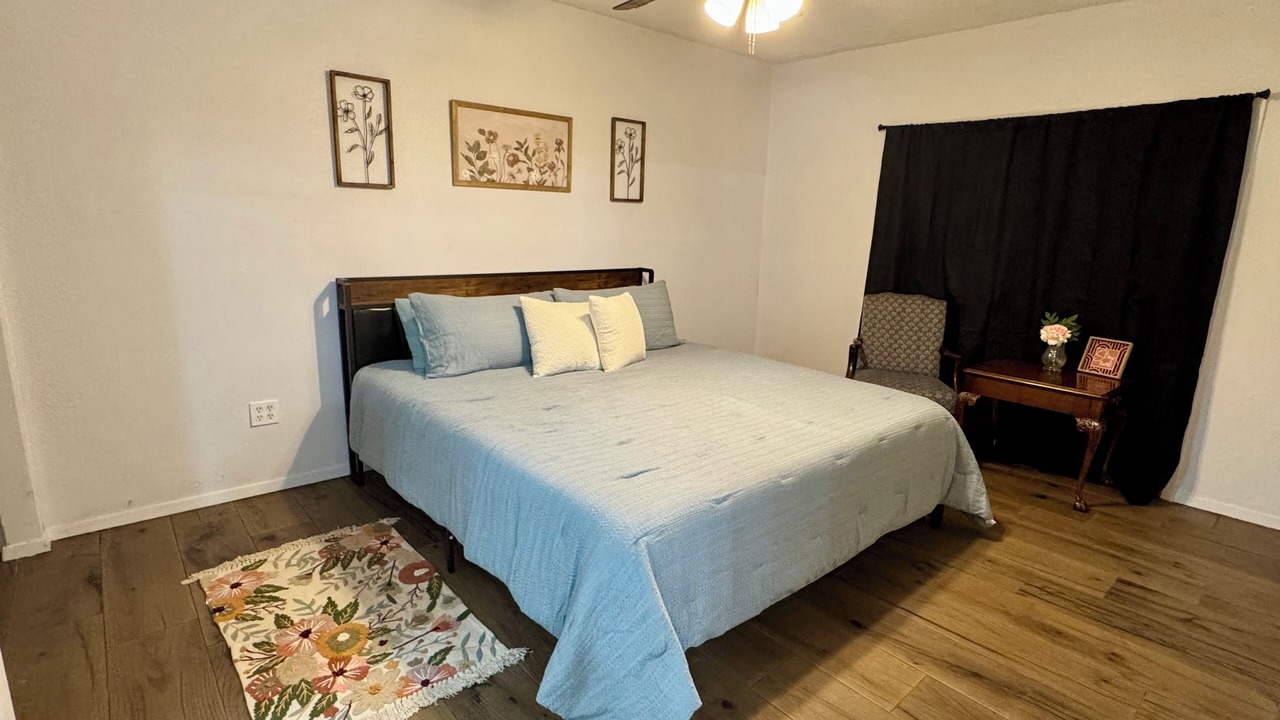 Photo of Bedroom in Brady