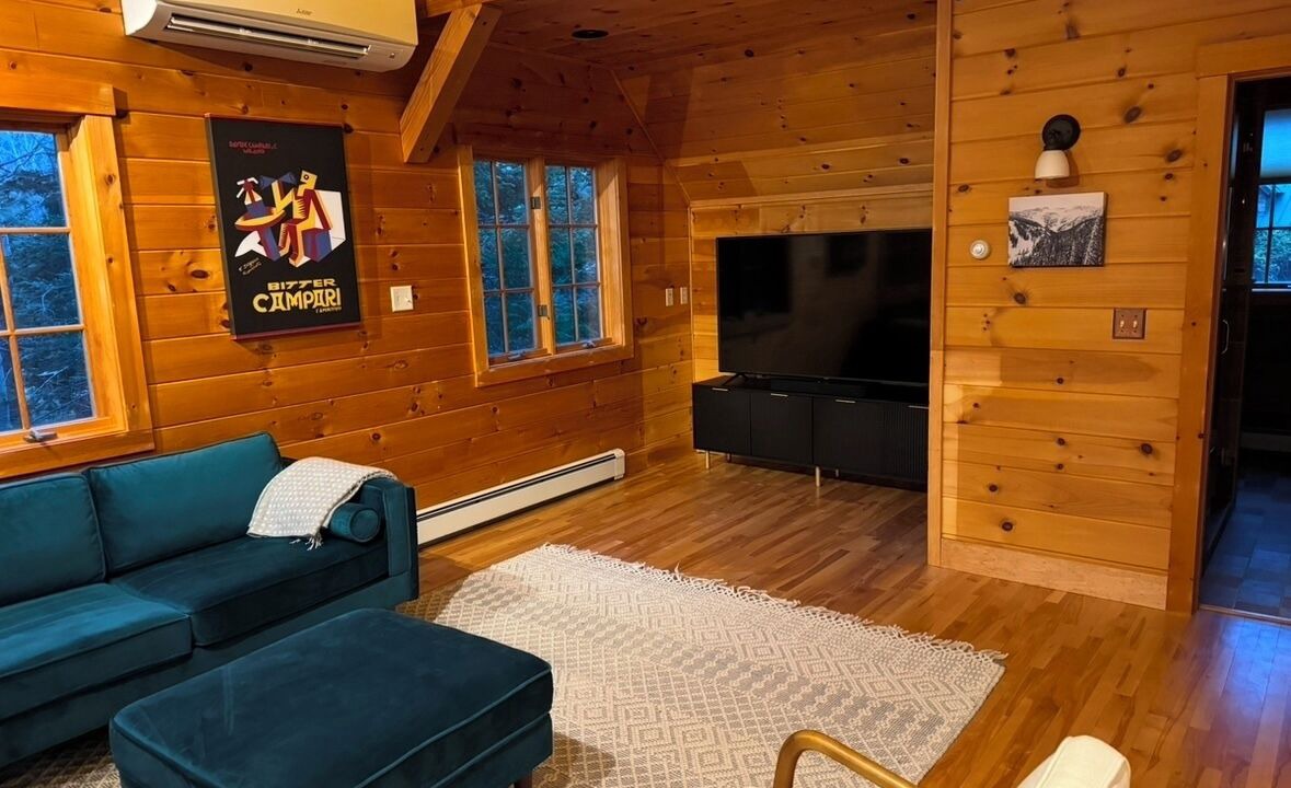 Photo of Livingroom in Carrabassett Valley