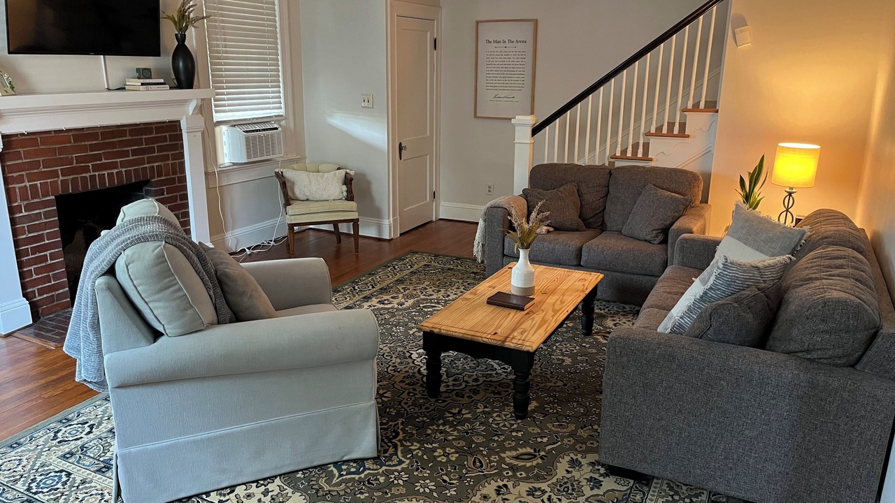 Photo of Livingroom in Lynchburg