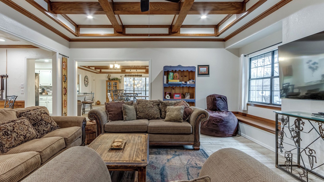 Photo of Livingroom in Edmond