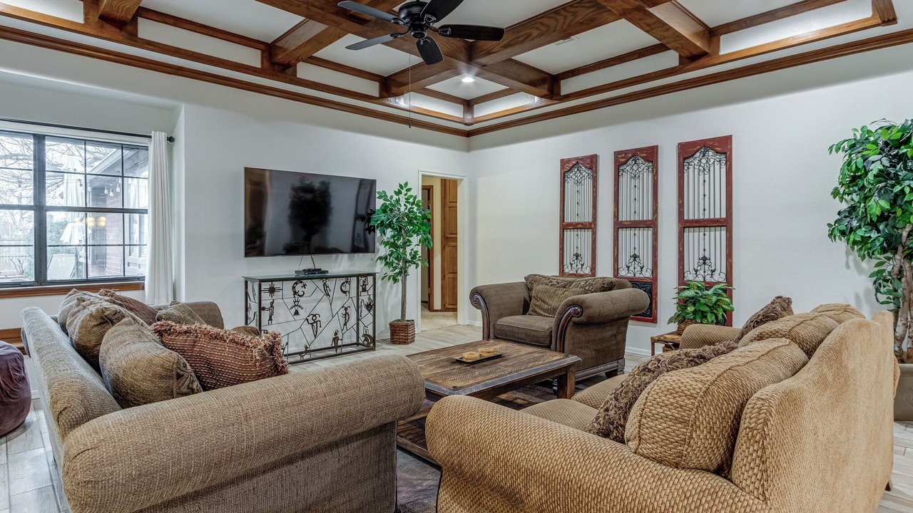 Photo of Livingroom in Edmond