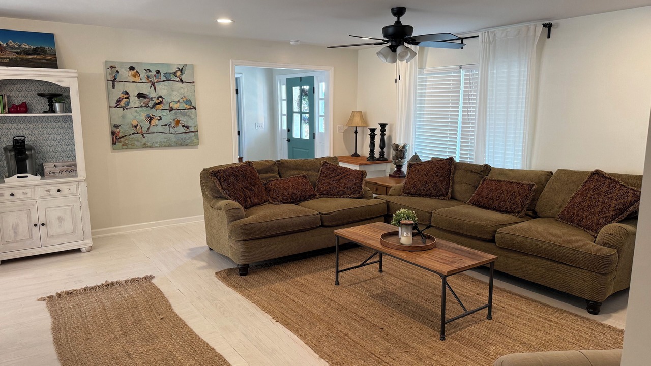 Photo of Livingroom in Conover