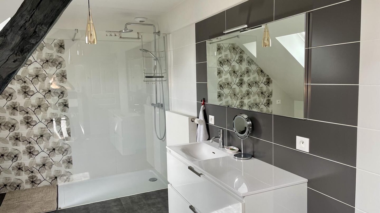 Photo of Bathroom in Ervy-le-Chatel