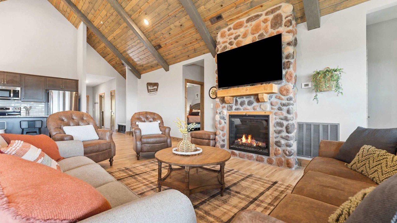 Photo of Livingroom in Table Rock