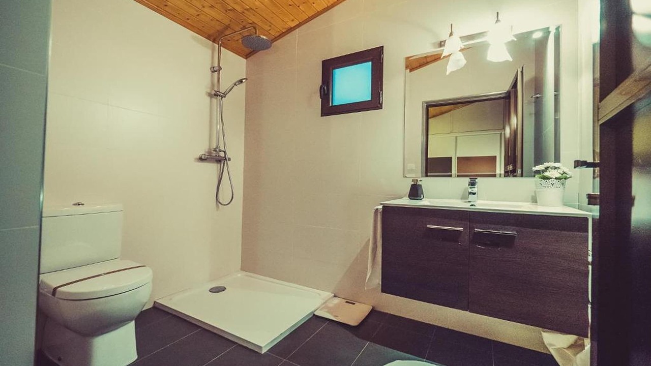 Photo of Bathroom in Hoya-Gonzalo