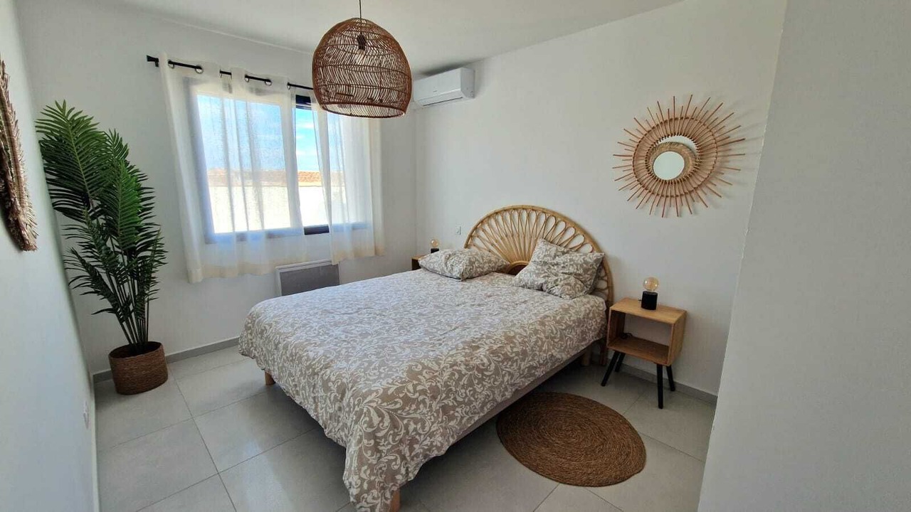 Photo of Bedroom in Roches Grises