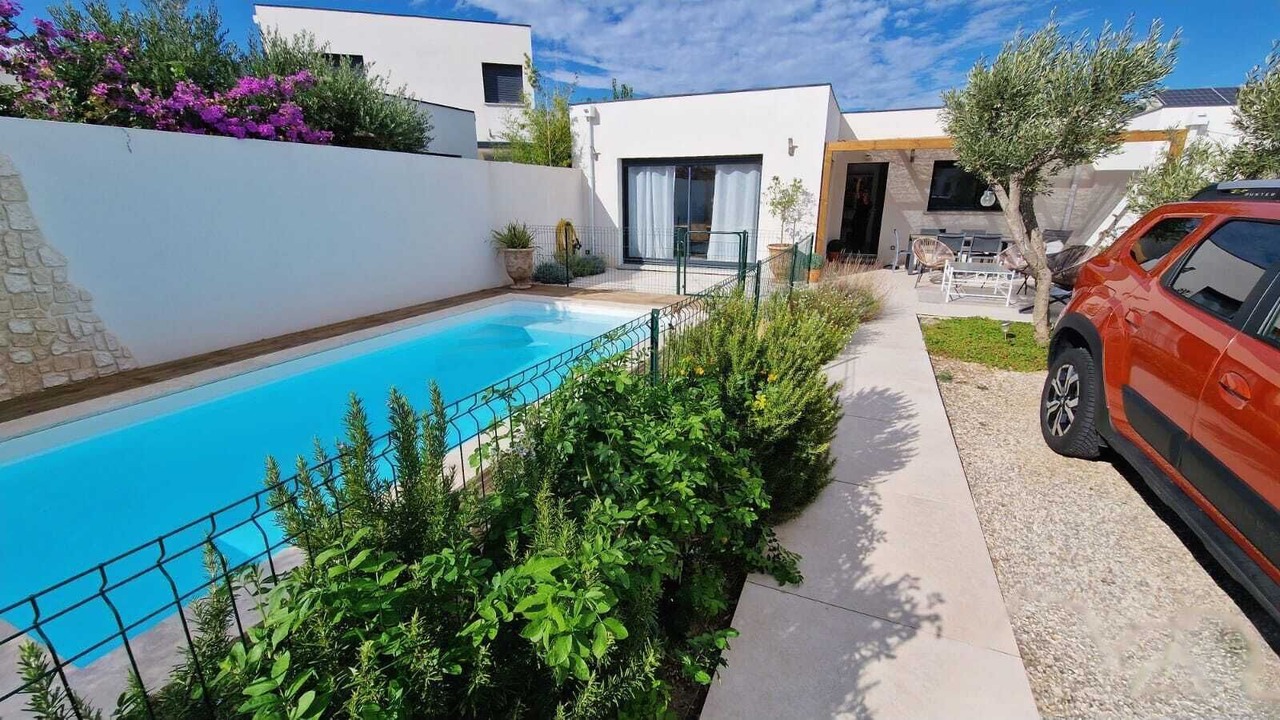 Photo of Outdoor in Roches Grises